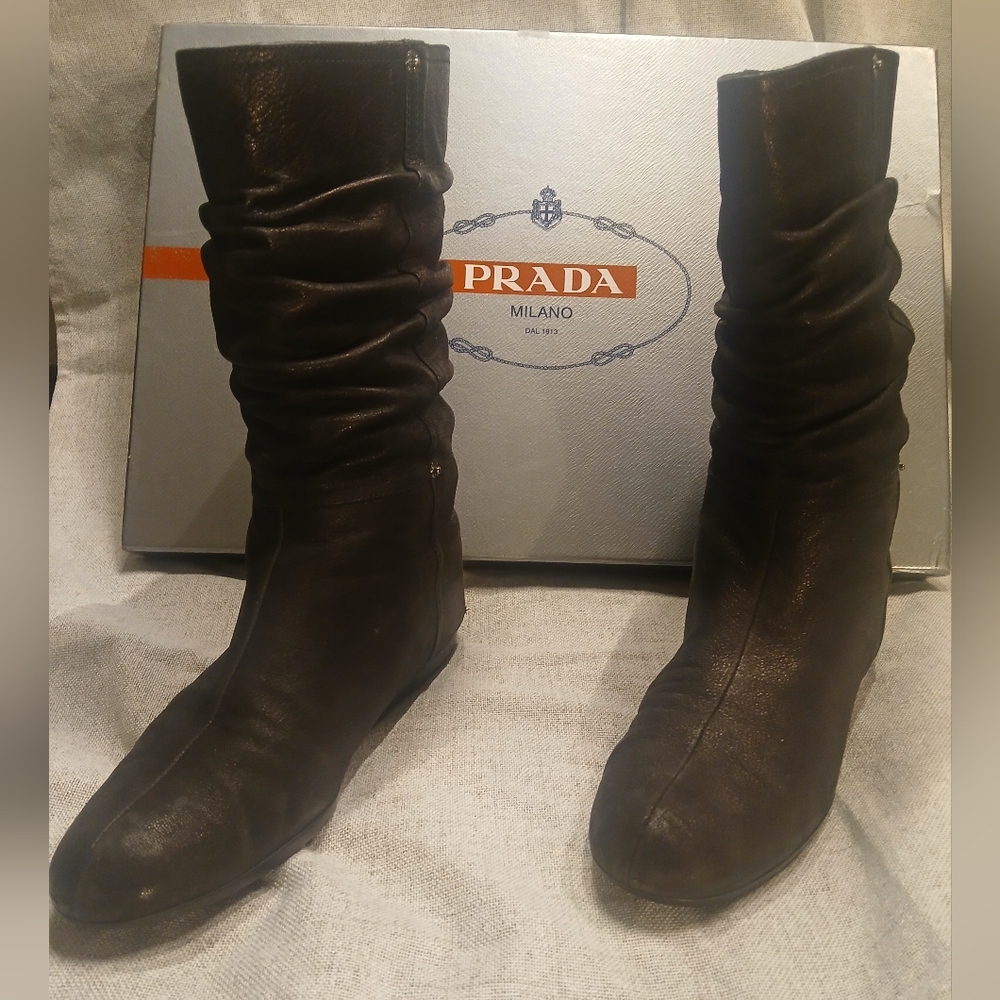 Prada Women's Black Suede Flat Boots. Size 37.5 EU or 7.5 US. - Picture 14 of 15